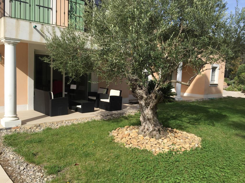 Belle Villa Dans Clos Prive - Saint Raphael Boulouris Экстерьер фото
